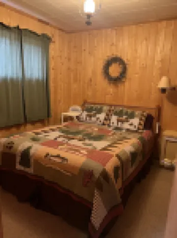 Cozy Cedar Mountain Cabin near lakes and National Parks