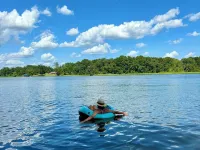 The Hap Haven- a Charming Lakefront Retreat in East Texas - Perfect Getaway! Ξενοδοχεία στην πόλη Morris County