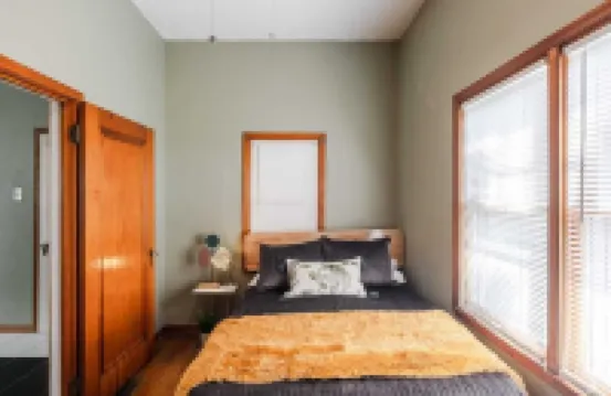 Downtown Bungalow | Fully Updated | Best KC Views