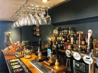 Millstone Country Inn - parking