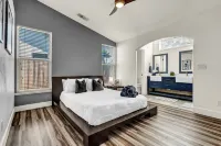 Magnolia Peaceful Vibes + Cozy Near Hospital Lemoore Base and centrally located