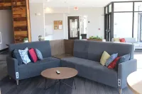 Campustown Flat near Jack Trice with Firepit Hoteles en Ames