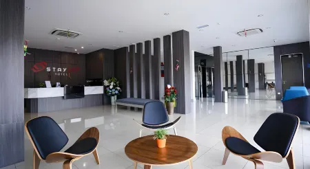 Stay 365 Hotel Отели в г. Temin