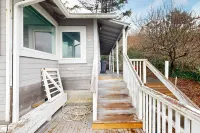 Oceanside Beach Bungalow