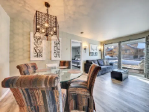 Mountain Views and Wood-Burning Fireplace - Inviting Mountain Haven