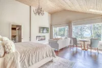 Stunning Ocean Views and Hot Tub Retreat - Elegant Coastal Sanctuary Hotels in Gleneden Beach