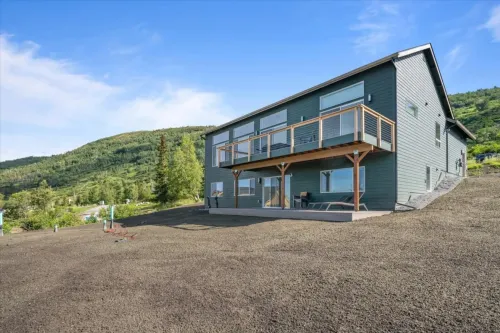 Stunning Views and Outdoor Fire Pit - Gorgeous Mountain Retreat