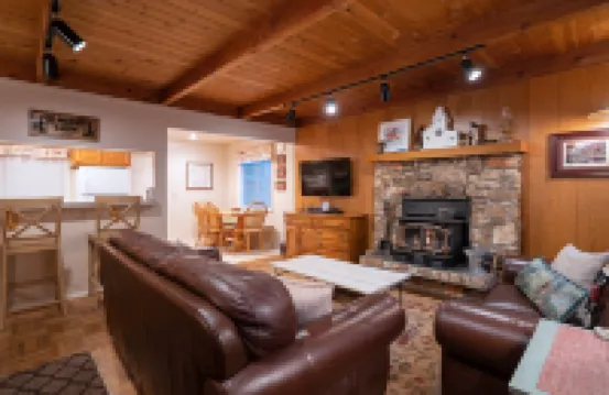 Spacious Deck and Cozy Living Area - Charming Mountain Retreat