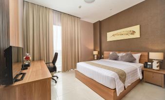 Le Premier Hotel Deltamas
