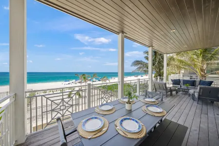 Luxury BEACHFRONT Beach House - Pool & Spa - Direct Gulf Access - Entire Home