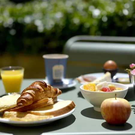 Kyriad Honfleur - la RIVIÈRE Saint Sauveur