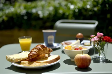 Kyriad Honfleur - la RIVIÈRE Saint Sauveur