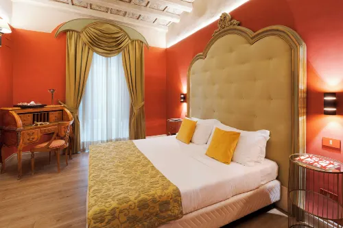 Palazzo Arone dei Baroni di Valentino - Boutique