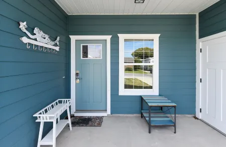 Sandy Feet Retreat by Book That Condo