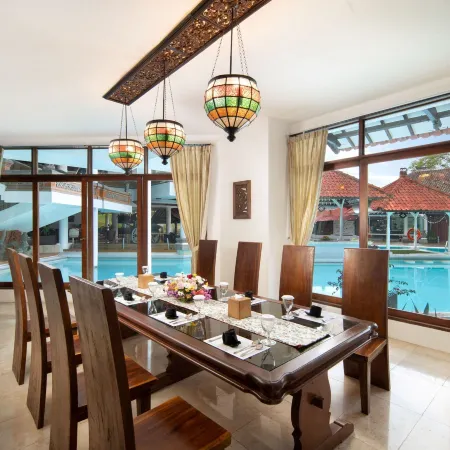 Royal Hotel and Villas Trawas