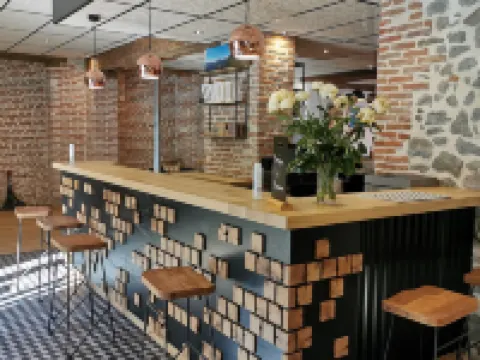 Hôtel Zadig Aurillac otelleri