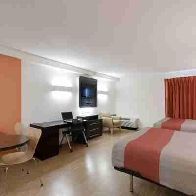 Motel 6 Brandon, MB Rooms
