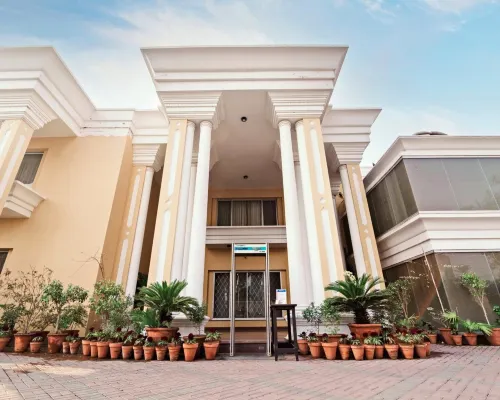 Hotel One Tariq Road Multan Hotels in Multan