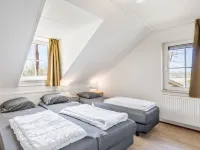 Luxurious Villa with 5 Bathroom, with a Bath, Near a Reserve