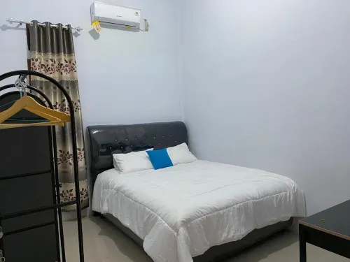 Khalisa Homestay Syariah Pontianak - Homestays