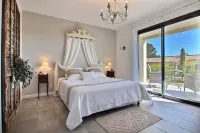 La Villa Aux Oliviers Hotels in Lorgues