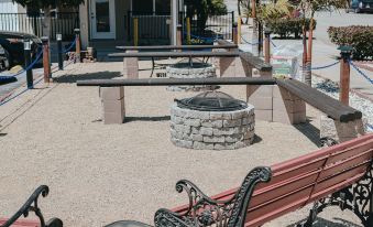 Sea Air Inn & Suites - Downtown - Restaurant Row