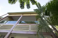 Barefoot Luxury - Pool & Walk to Holetown Beach - Huvilat