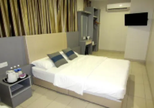 RG Grand Hotel Hotel di Parit Raja