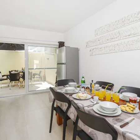Summer Breeze Maisonette with Terrace by Getaways Malta