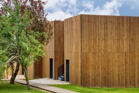 Le Domaine de Baulieu, Singuliers Hotels