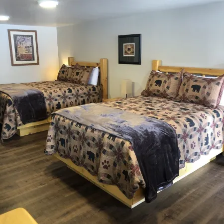 Island Park Lodge