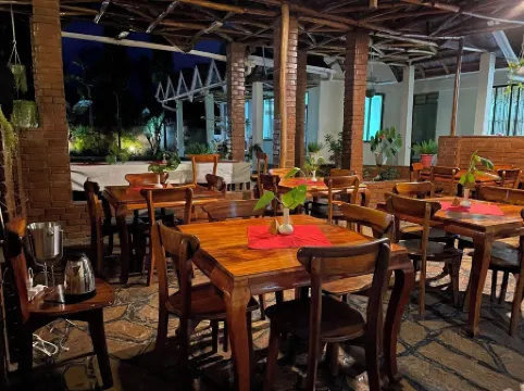 Home Feeling Neneu Lodge