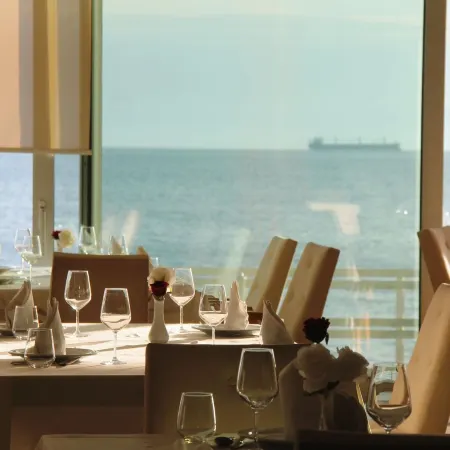 Ventus Harbor Hotel
