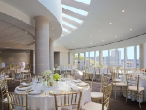Kansas City Marriott Country Club Plaza Hotels in Kansas City