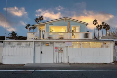 Steps to the Beach, 2 Units w/ Patio, Fire Pit Pacific Coast Highway Buyout
