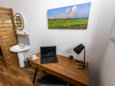 Cades Accommodation Hotels in Wolverhampton