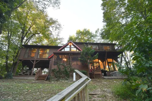 River Time Cabin -Time Floats Away!
