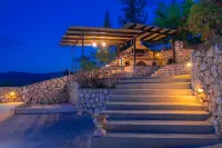 Strofilia Authentic Villas Hotels in Elation