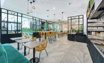 Kyriad Lyon Ouest - Limonest