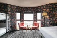 Avoca Hotel