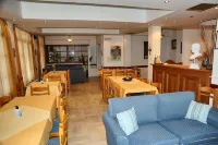 Castri Hotel - breakfast