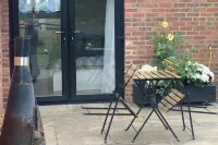 Private Entry Double Bedroom with Beautiful Views!