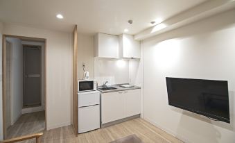 Shiye's House - Nihonbashi Station 1 min