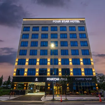 Hotel Four Star