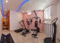 Hotel Sunceva Postelja Brela - Kuntosalit
