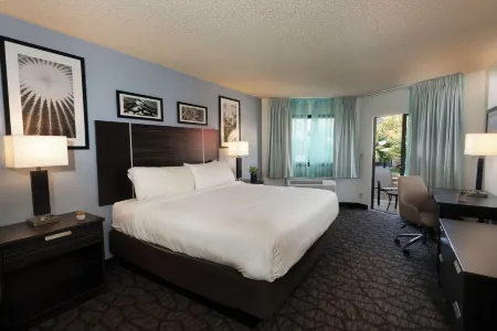 Silver Sevens Hotel & Casino