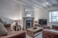 Angle Adventures - 4 Bedroom Cottage - Angle Hotels near West Angle Beach