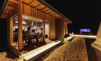 Dots by Dot Glamping Suite 001