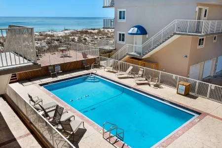 Starboard Village 521 Отели рядом с достопримечательностью «Pensacola Beach Gulf Side Artificial Reef»