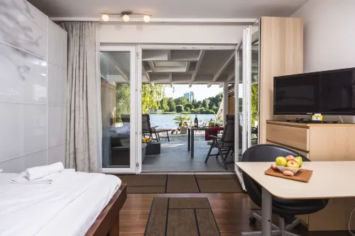 AJO Apartments - Alte Donau Waterfront - Self-Check-IN - Beach